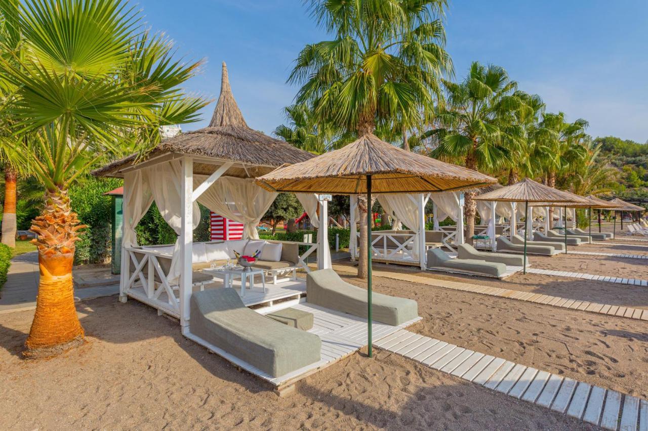 אוקורקאלאר Justiniano Theodora Resort מראה חיצוני תמונה