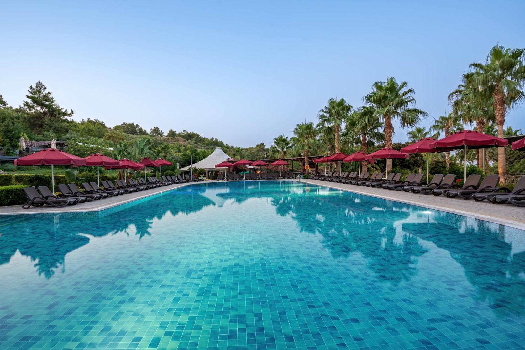 אוקורקאלאר Justiniano Theodora Resort מראה חיצוני תמונה