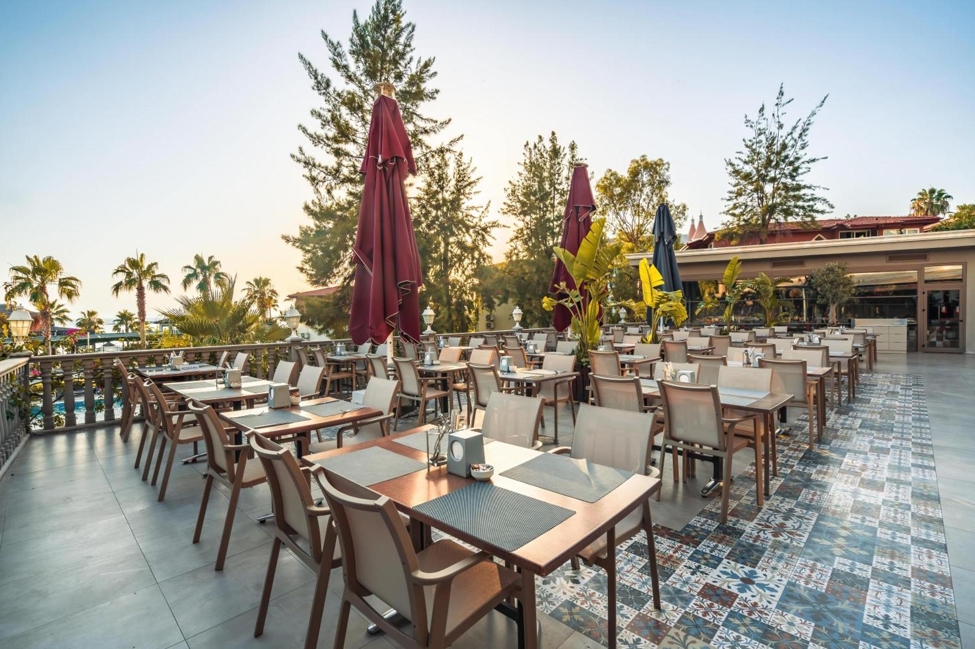 אוקורקאלאר Justiniano Theodora Resort מראה חיצוני תמונה