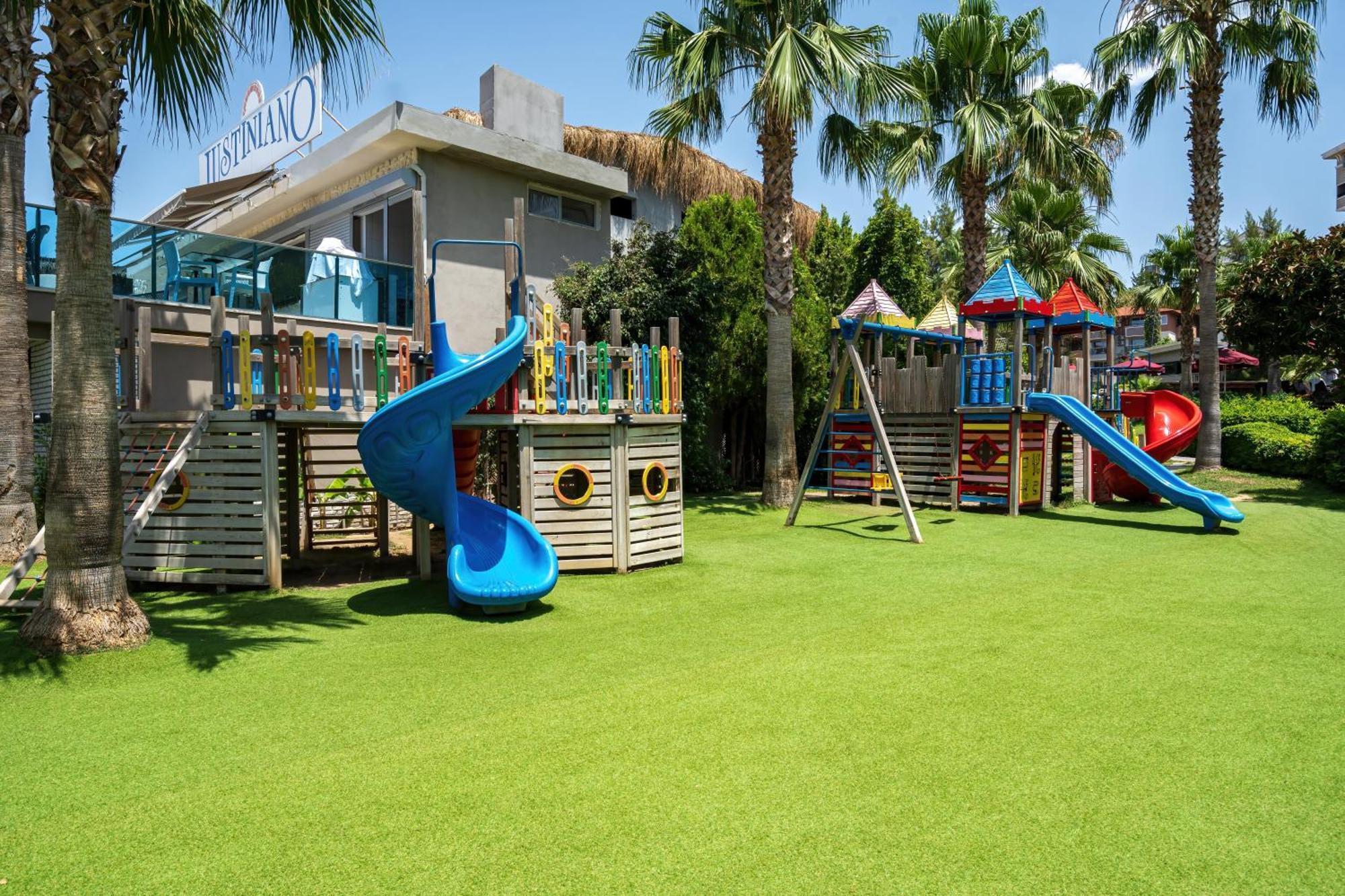 אוקורקאלאר Justiniano Theodora Resort מראה חיצוני תמונה